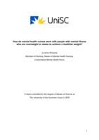 How do mental health nurses work with people with mental illness who are overweight or obese to achieve a healthier weight?