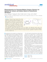 Photoresponsive ion extraction/release systems: Dynamic ion optodes for calcium and sodium based on photochromic spiropyran
